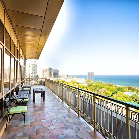 Arkadia Palace Luxury Apartment